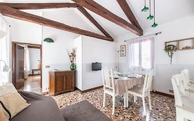 Colombina Like At Home 3 Bedrooms Fully Equipped Air Conditioned